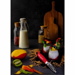 Obieraczka do warzyw czerwona Specialty Microplane